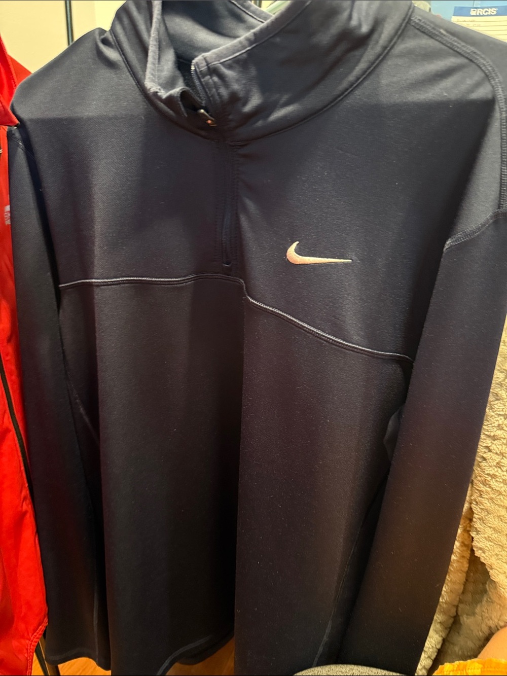 Nike Men's Navy Blue Half-Zip Lightweight Pullover